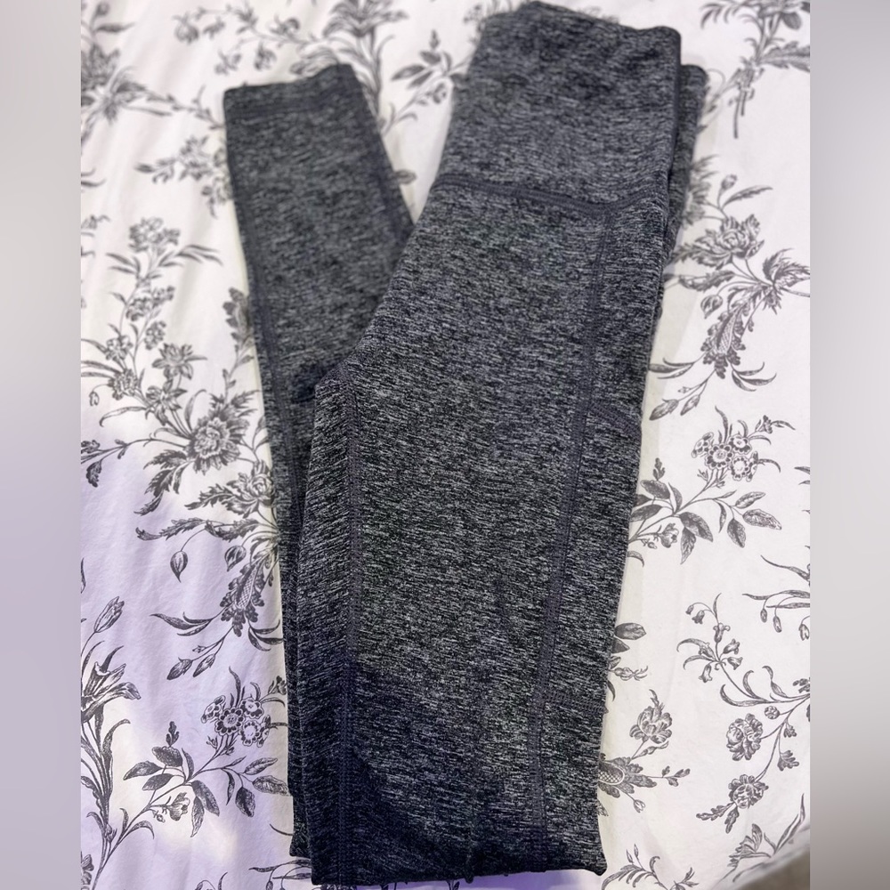 AERIE leggings!! these are an XS!